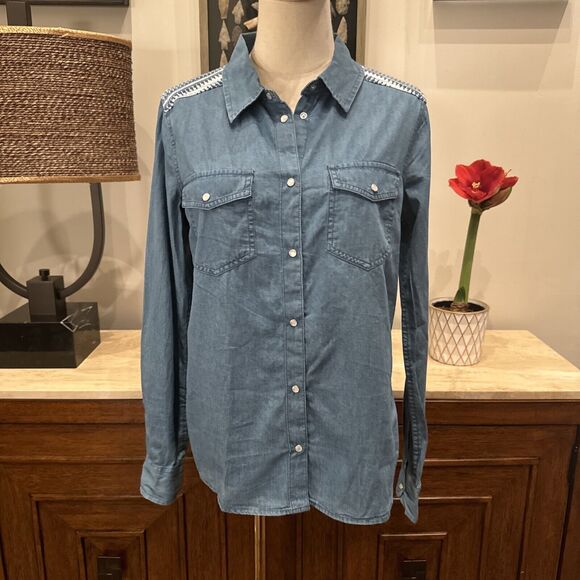 ROXY Women's Light Of Day Pearl Snap Denim Shirt Medium Woven Back Long Sleeve - Picture 5 of 9